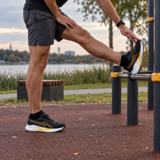 Asics Versablast 4 męskie czarne - buty biegowe na asfalt i bieżnię